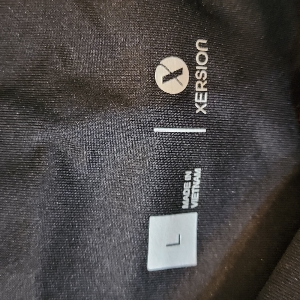 Xersion, 7/8 ankle legging. Black/white/stripes. L - Picture 3 of 6